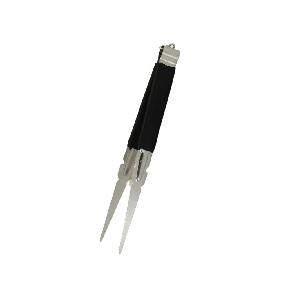 [Cyr-1314] Cyril Medium Grommet Tong (Black)